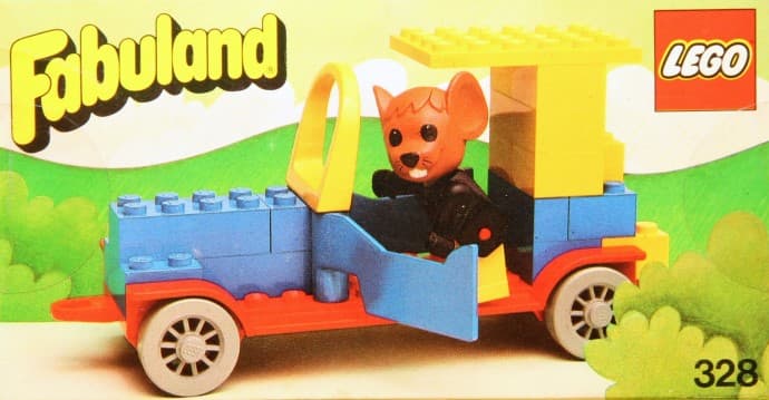328-1 Michael Mouse and his New Car