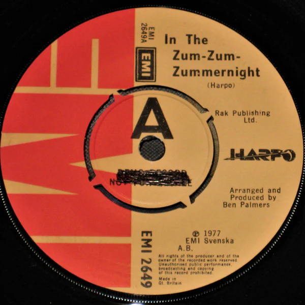 In The Zum-Zum-Zummernight