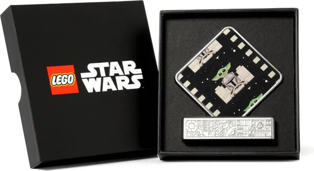 The Mandalorian and Grogu Display, other