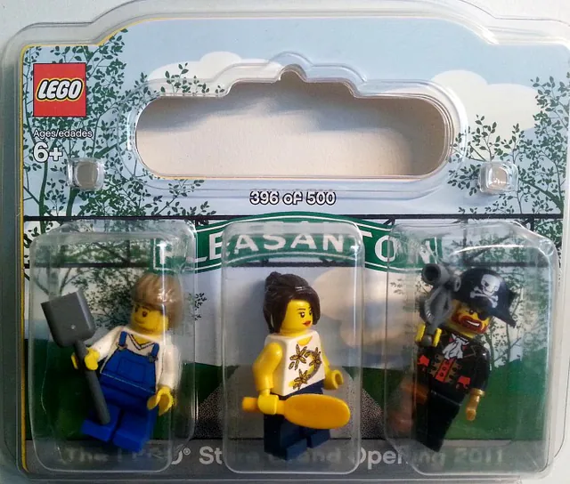 Pleasanton Exclusive Minifigure Pack, other, 15 pcs